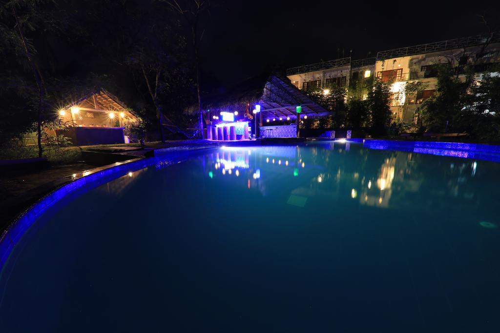 Sundaras Resort & Spa Dambulla Exterior photo